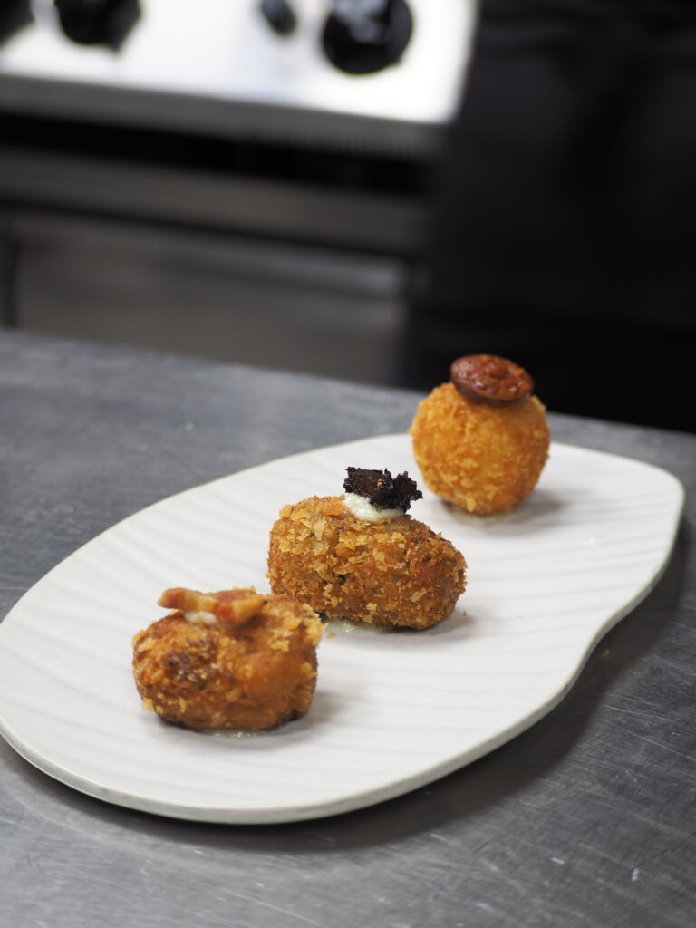 Croquetas de compango